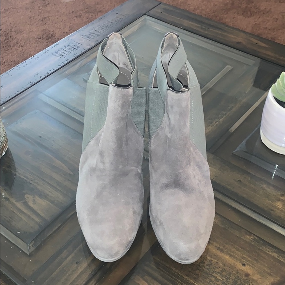 Donna Karan New York booties !!
